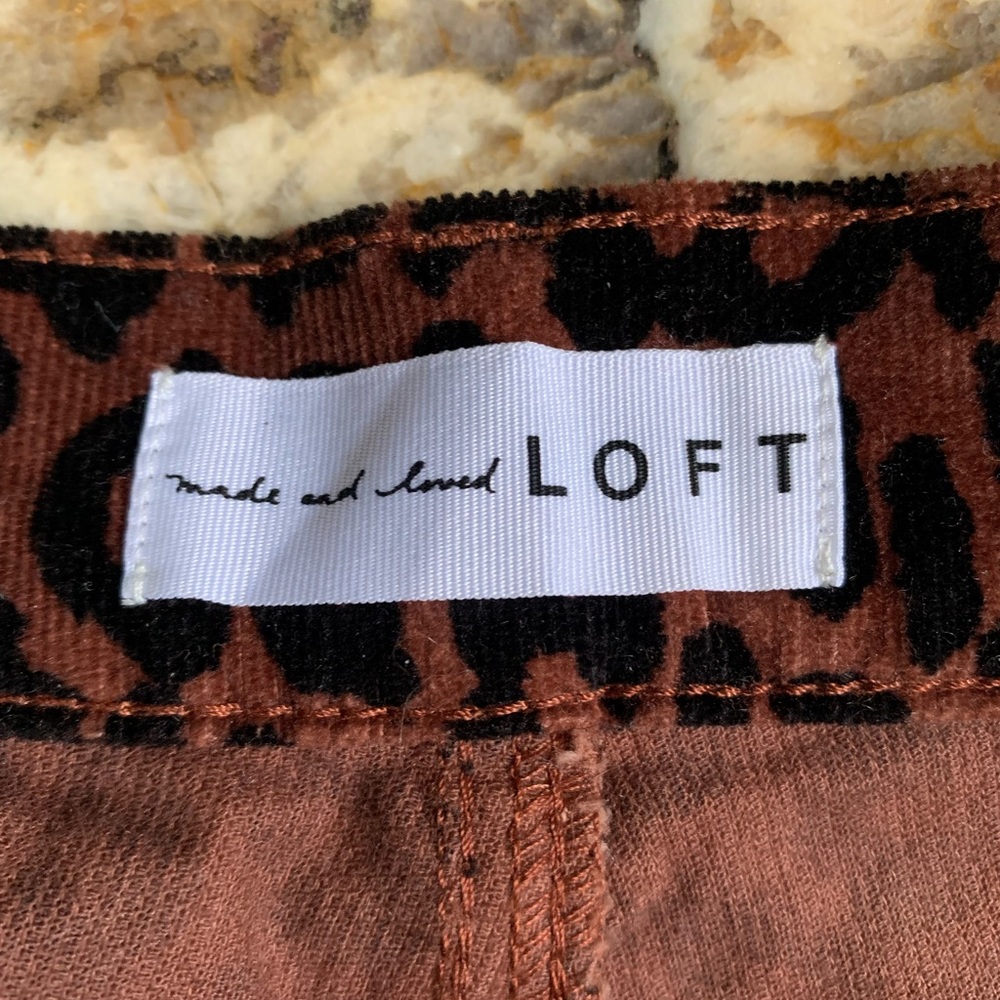 Corduroy LOFT leopard print pants NWOT SZ 31/12 jeans winter pants - Picture 9 of 10